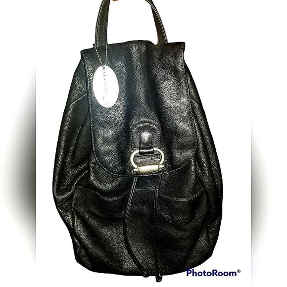 Kenneth Cole Black Leather Backpack Drawstring Bag - Picture 1 of 7